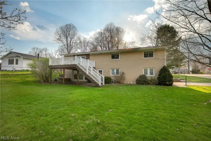 1006 Marquardt Nw Avenue, North Canton, OH 44720 - #2