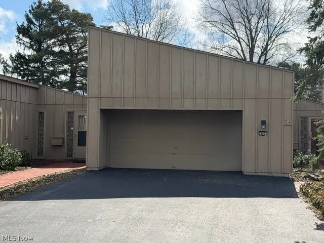 663 Sonora Court, Berea, OH 44017 - #1