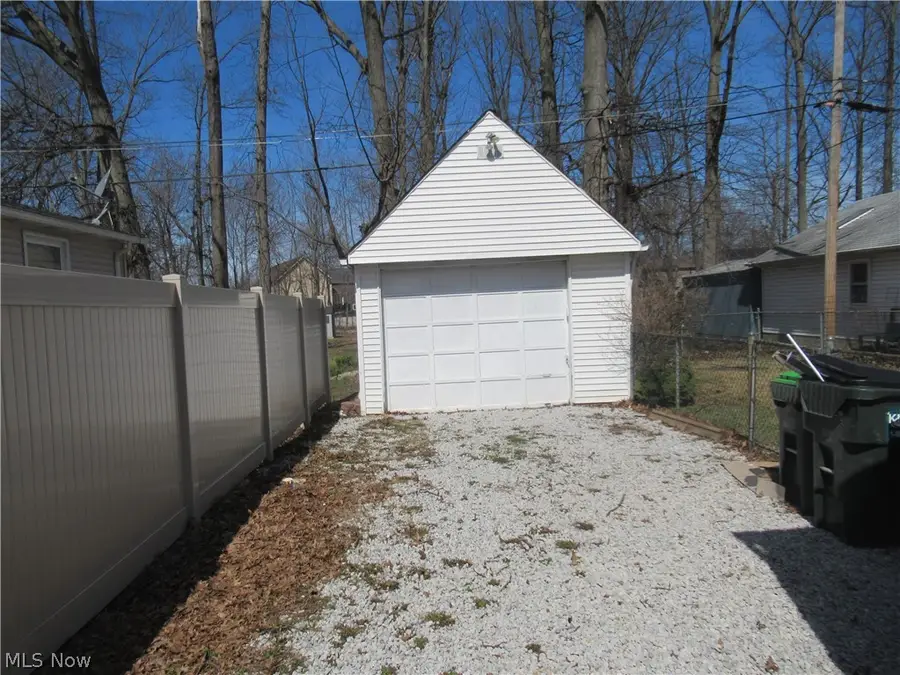 29107 Fuller Avenue, Wickliffe, OH 44092 - #3