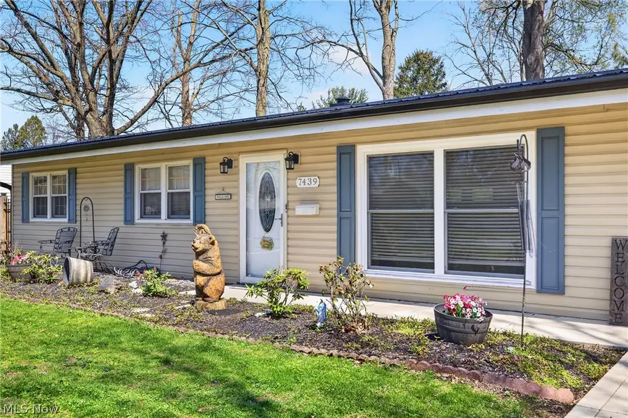 7439 Rockingham Road, Mentor, OH 44060 - #2