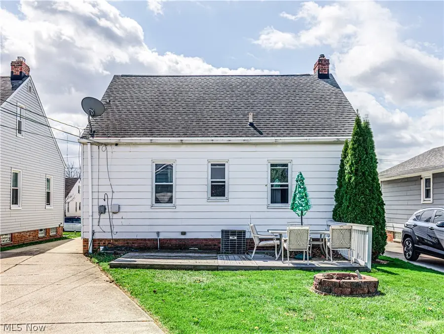 6106 Pelham Drive, Parma, OH 44129 - #2