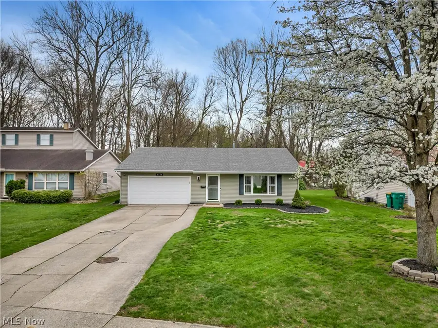 8654 Rosebud Drive, Mentor, OH 44060 - #2