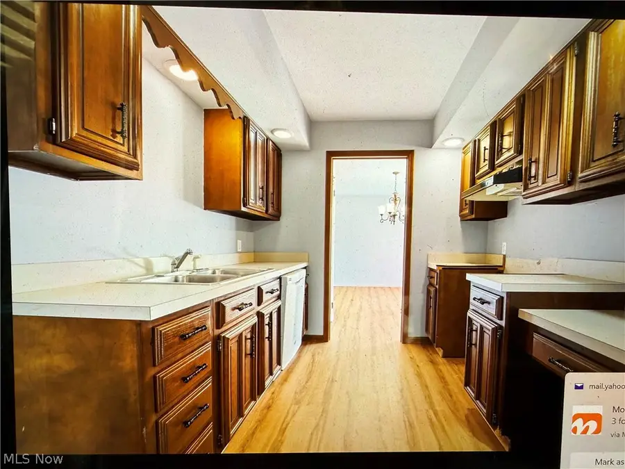 7316 Regal Drive, Conneaut, OH 44030 - #2