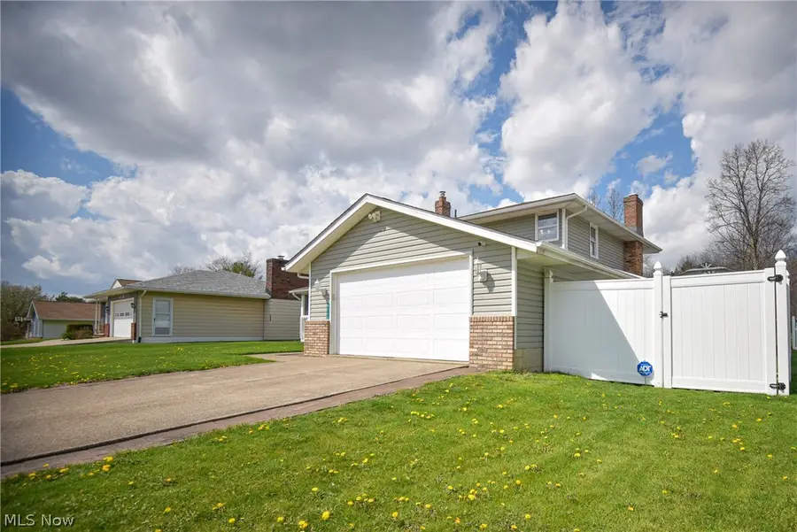 4713 Persimmon Lane, Brunswick, OH 44212 - #3