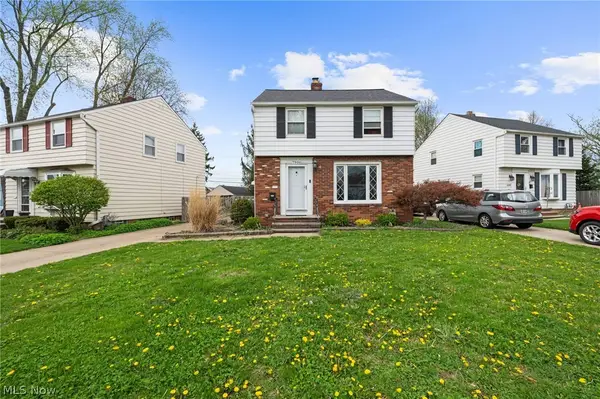 7906 Kenton Avenue, Parma, OH 44129