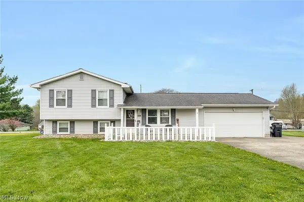 506 Garden Valley Court, Youngstown, OH 44512