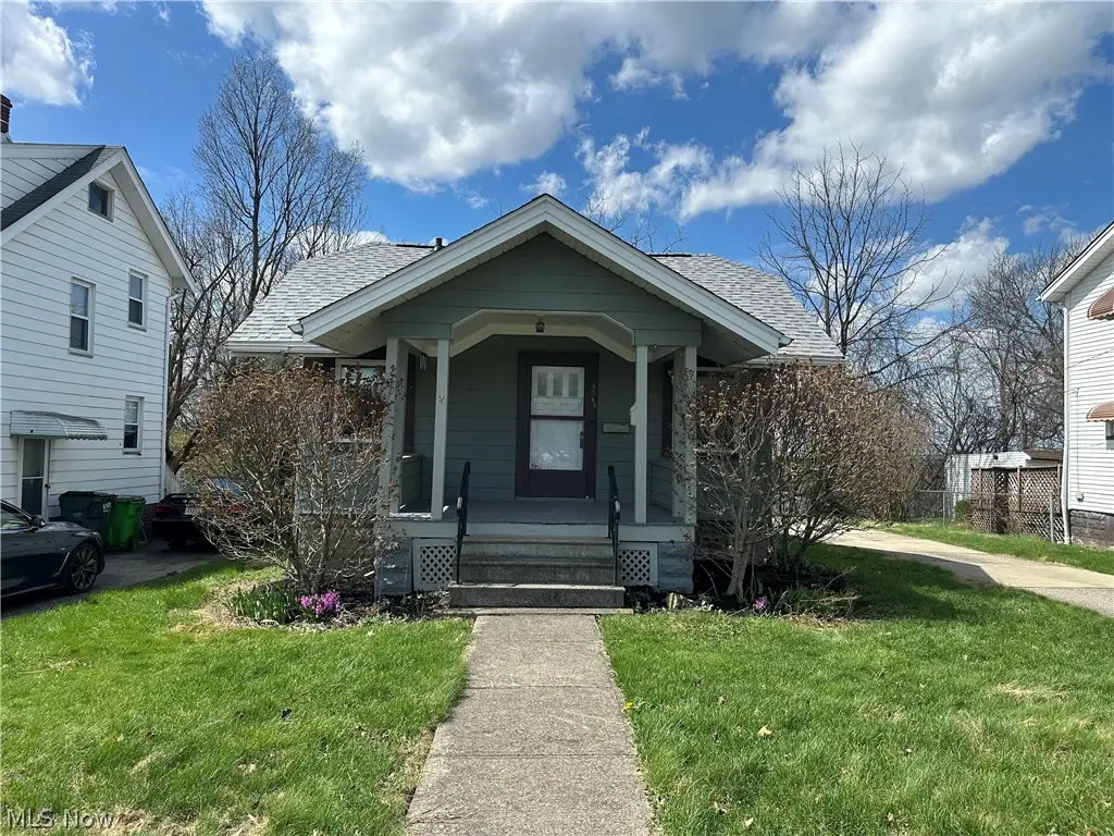 5040 E 88th Street, Garfield Heights, OH 44125 - #1