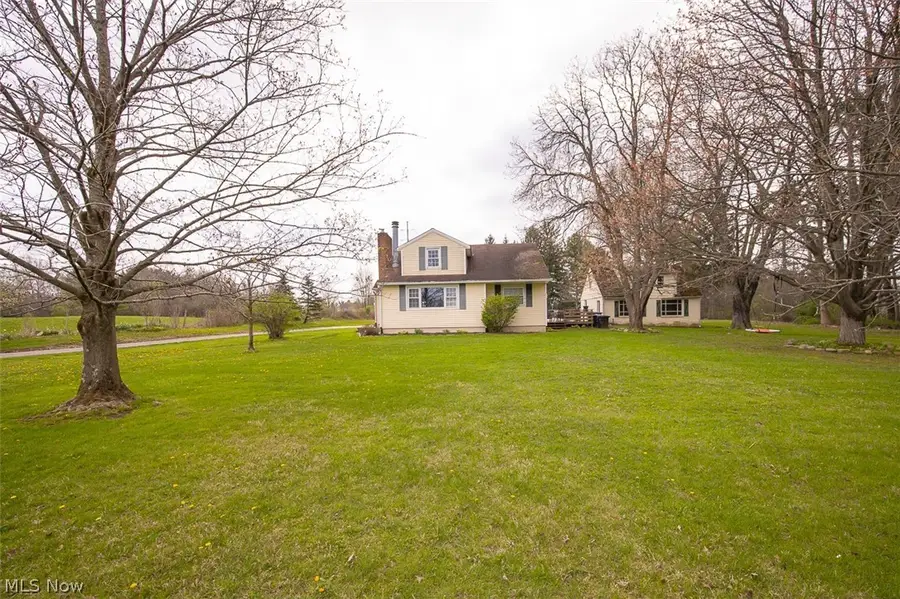 139 Aurora Hudson Road, Aurora, OH 44202 - #3