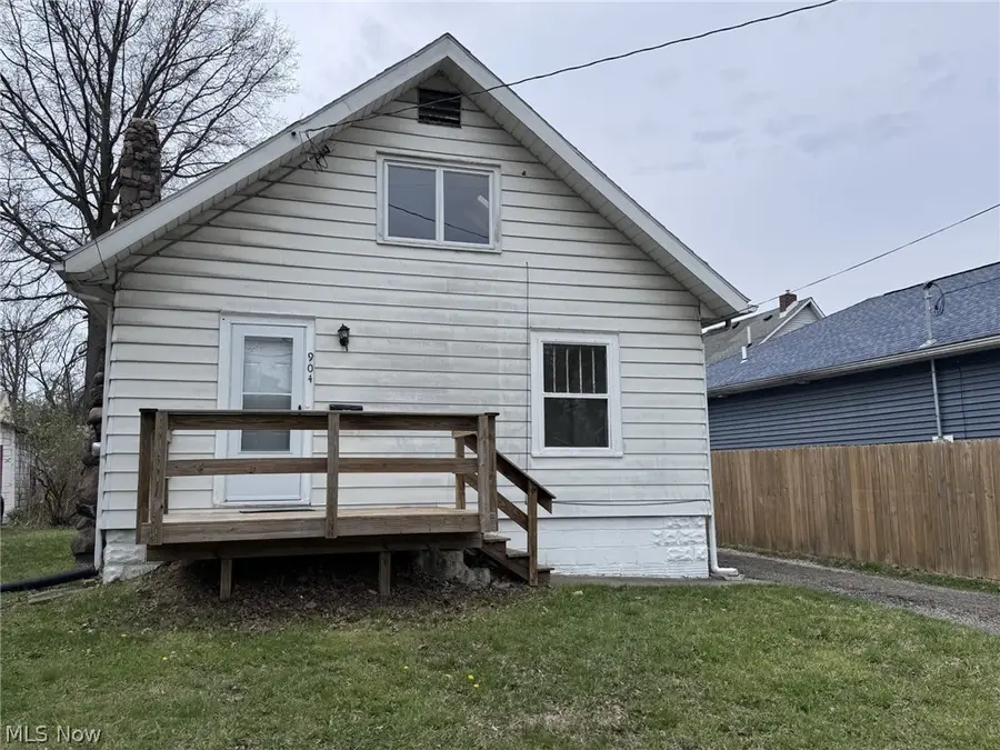 904 Iredell Street, Akron, OH 44310 - #2