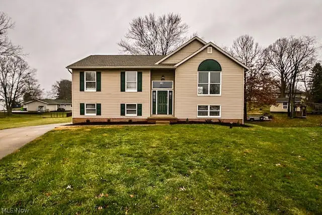2391 Libra Sw Circle, Canton, OH 44706 - #1