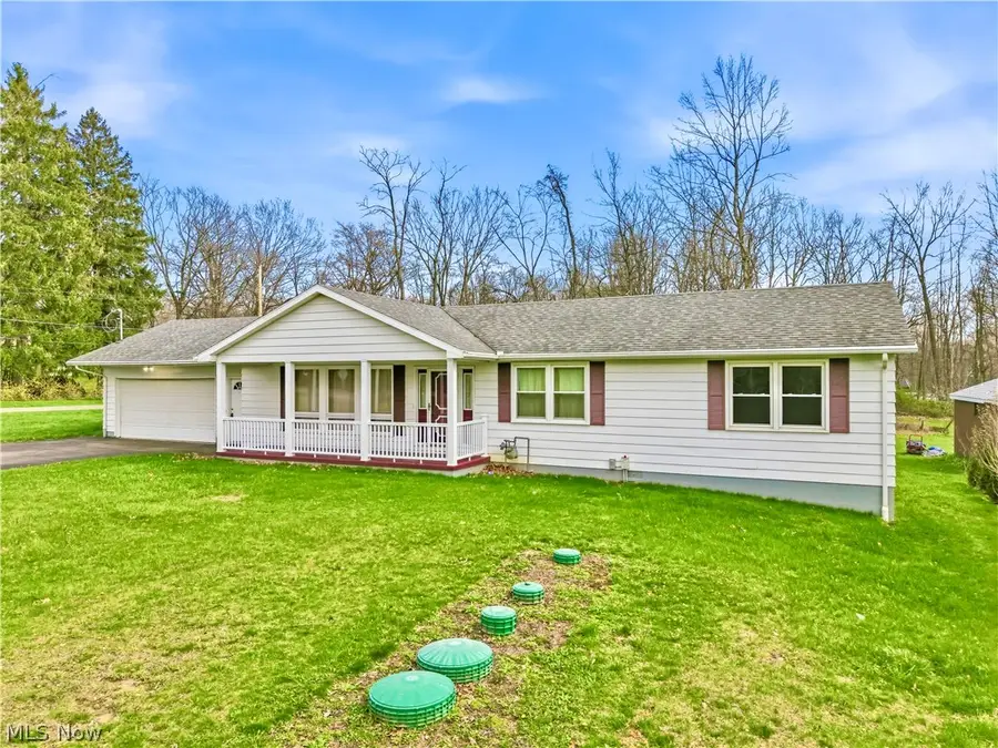 7156 Chestnut Ridge Road, Hubbard, OH 44425 - #2