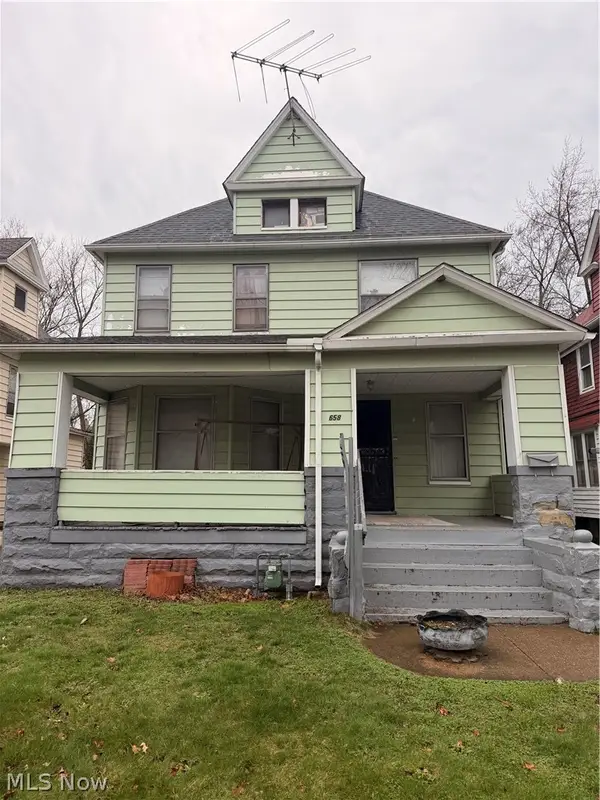 658 E 115th Street, Cleveland, OH 44108
