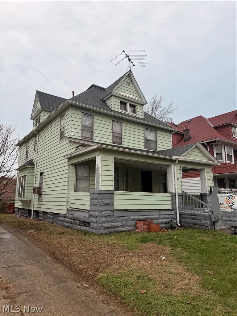 658 E 115th Street, Cleveland, OH 44108 - #2