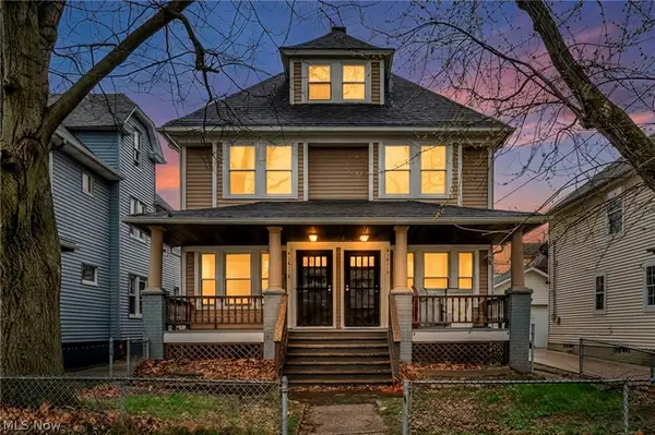 10116 North Boulevard, Cleveland, OH 44108