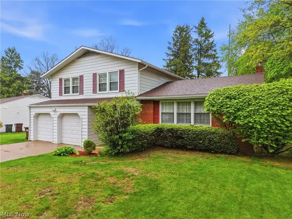 2445 Olentangy Drive, Akron, OH 44333