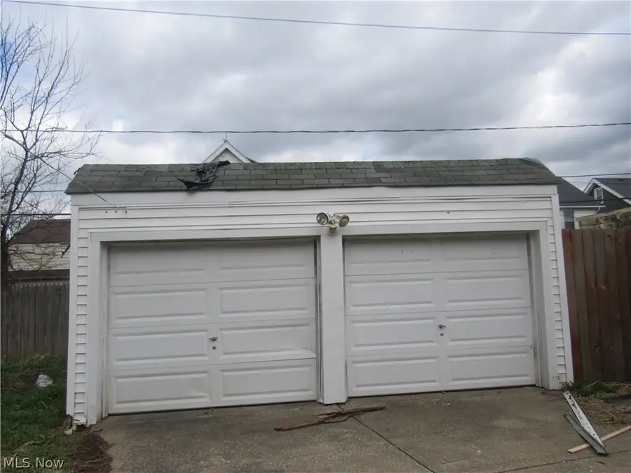 7811 Connecticut Avenue, Cleveland, OH 44105 - #2