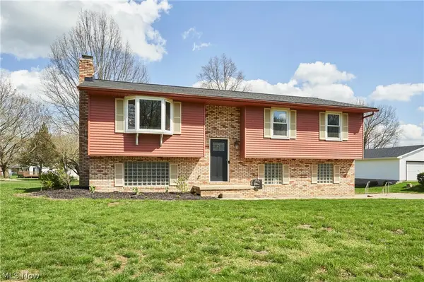 12036 Shoshone Nw Avenue, Uniontown, OH 44685
