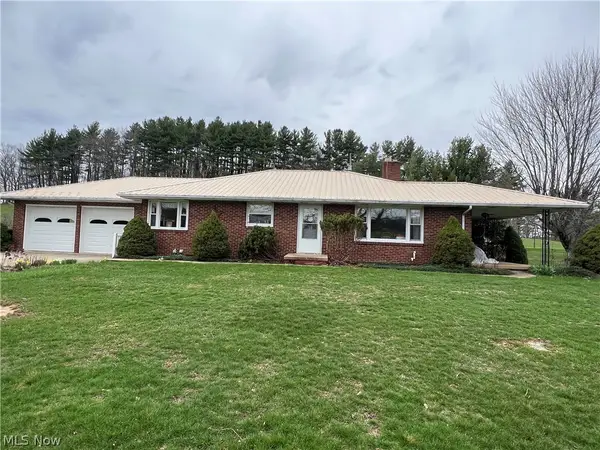 1099 Steubenville Se Road, Carrollton, OH 44615