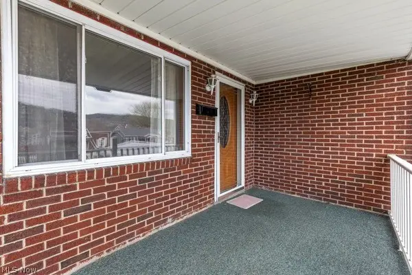 309 Washington St, Newell, WV 26050 - #2