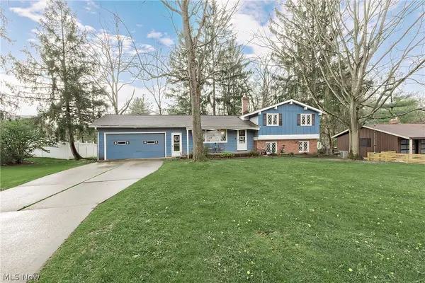 2526 Harris Road, Broadview Heights, OH 44147