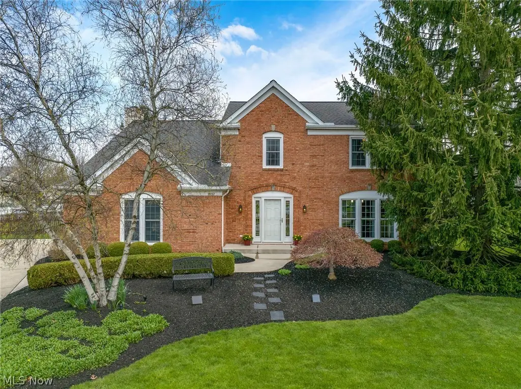 10287 Laura Lane, Twinsburg, OH 44087 - #1