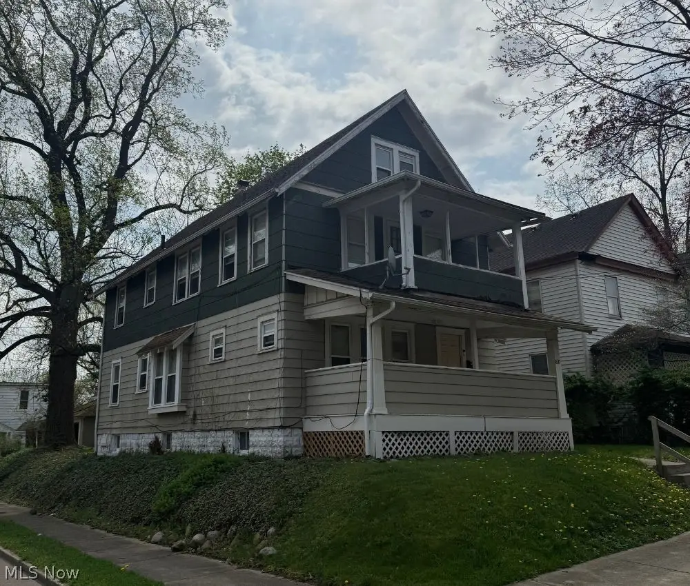 897 Avon Street, Akron, OH 44310 - #1
