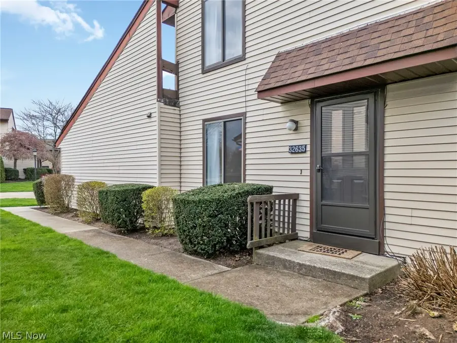 32635 Jefferson Drive #35, Solon, OH 44139 - #3