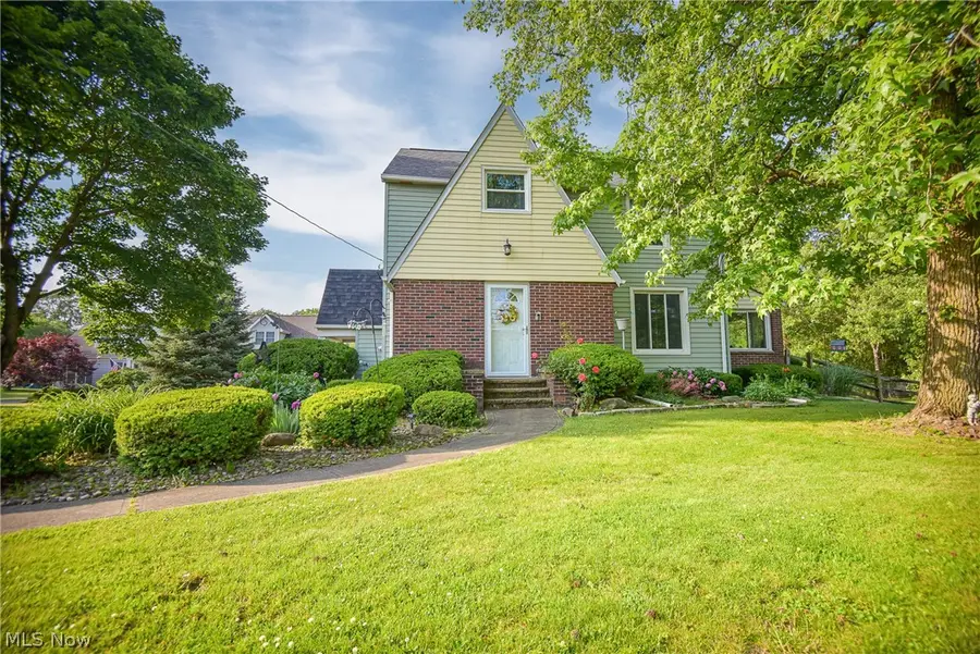 26988 Cook Road, Olmsted, OH 44138 - #2