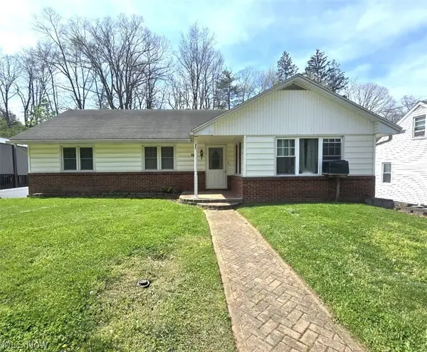 1007 Colegate Drive, Marietta, OH 45750