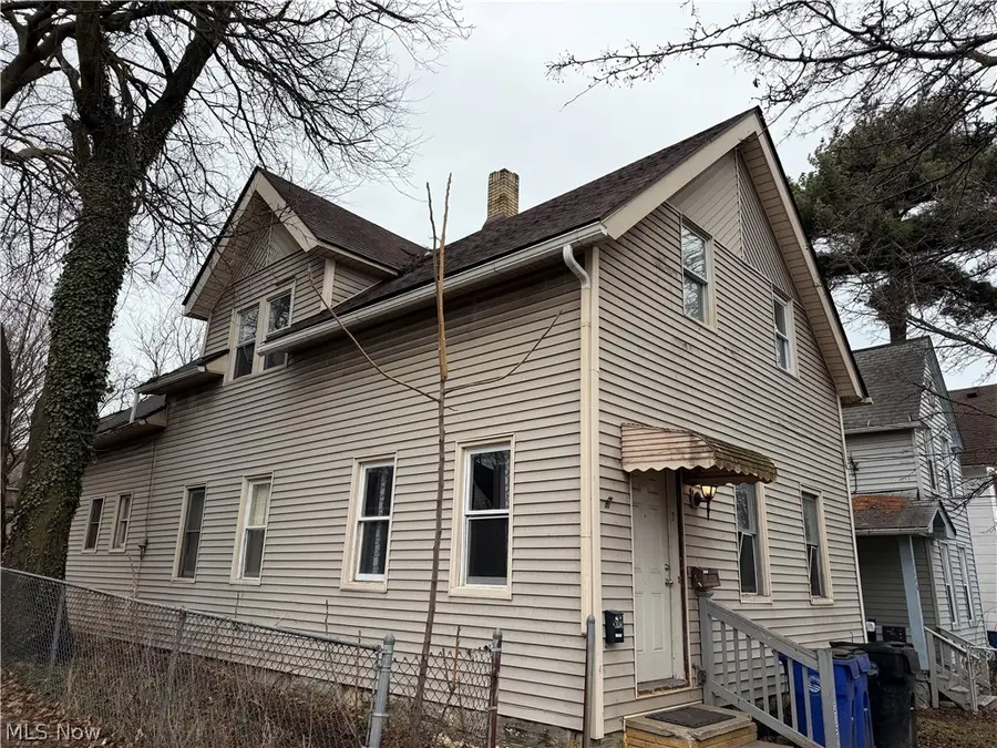 3150 W 40th Street, Cleveland, OH 44109 - #2