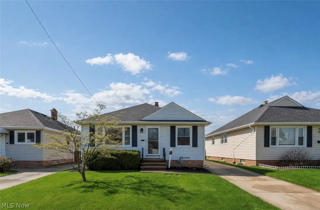 3003 Park Drive, Parma, OH 44134 - #1