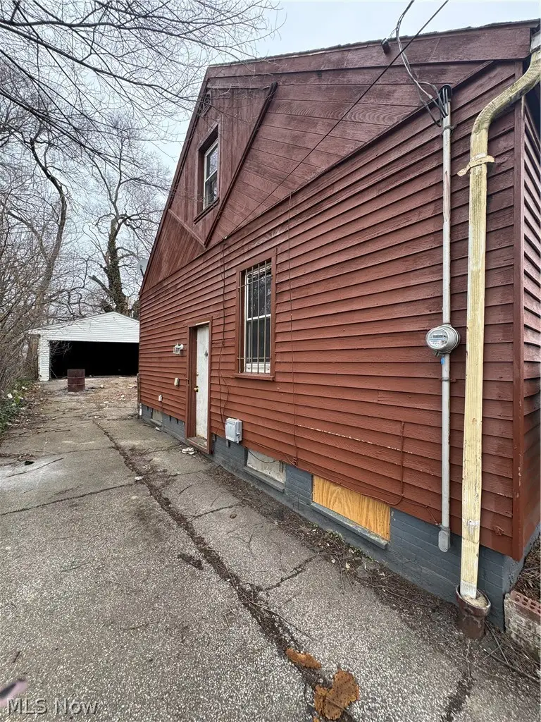 9809 Marah Avenue, Cleveland, OH 44104 - #3
