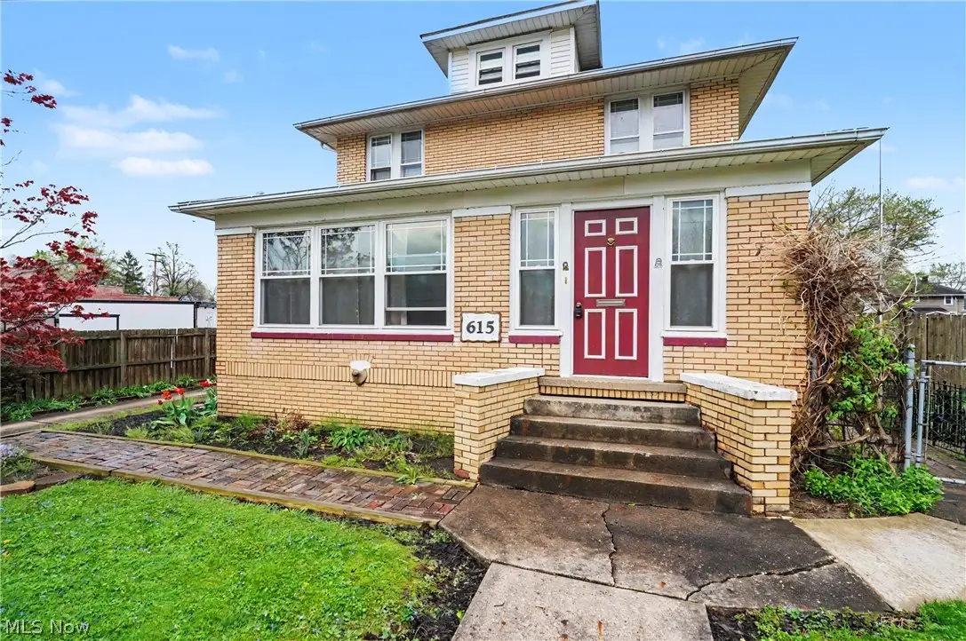 615 W Ohio Avenue, Sebring, OH 44672 - #1