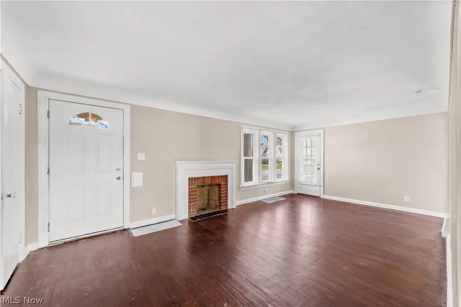 17904 Neff Road, Cleveland, OH 44119 - #2