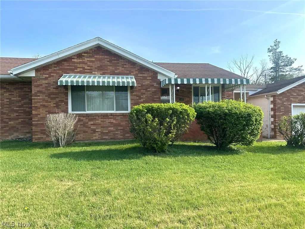 2407 36th Street, Parkersburg, WV 26104 - #1