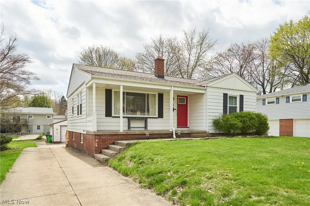 120 Bonnett Sw Street, North Canton, OH 44720 - #1