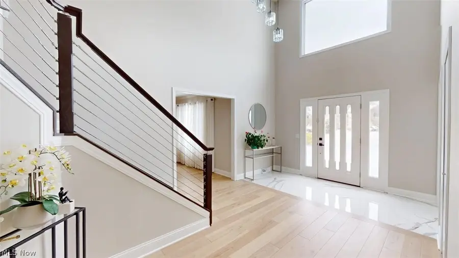 608 Dewitt Drive, Highland Heights, OH 44143 - #3