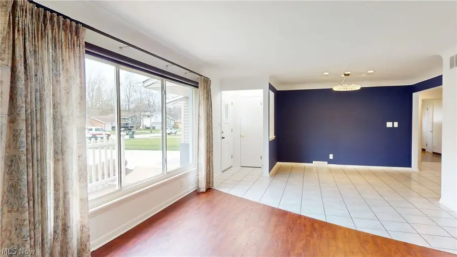 2063 Marshfield Road, Mayfield Heights, OH 44124 - #3