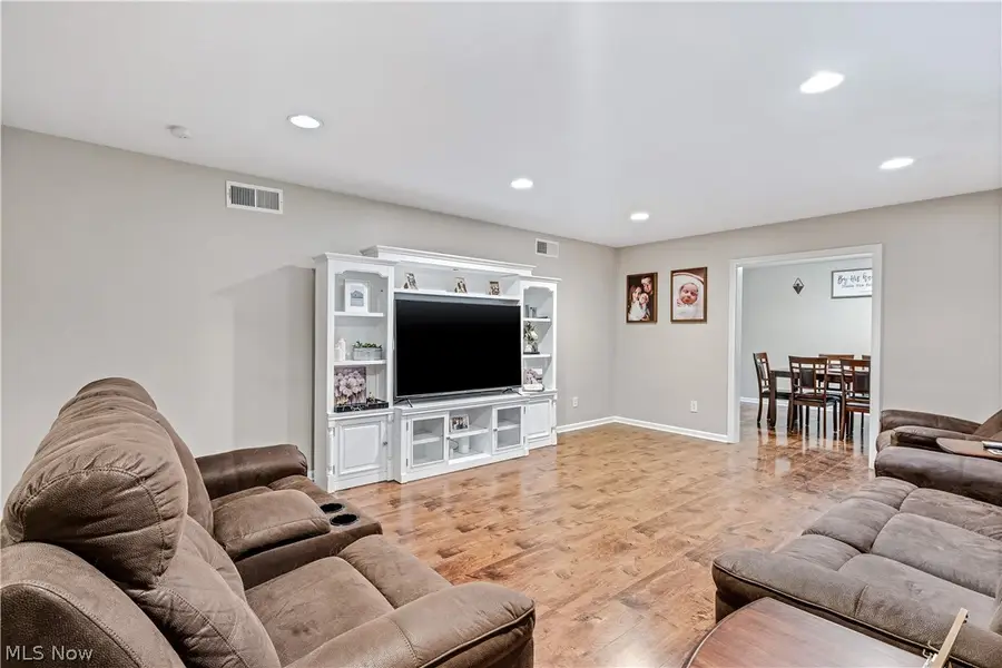 7130 Mill Creek Boulevard, Youngstown, OH 44512 - #3