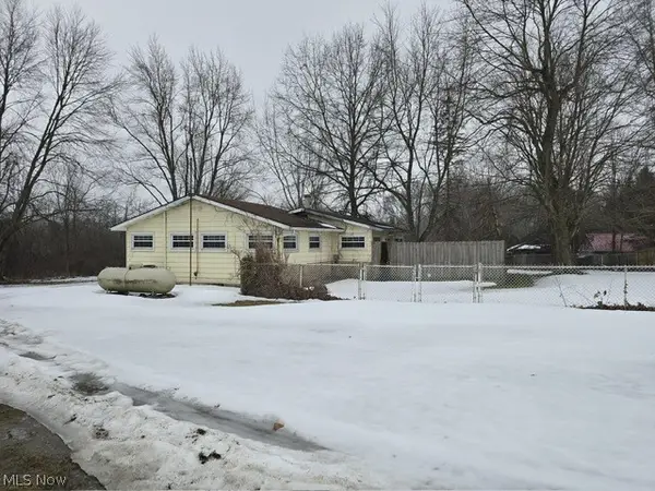 6547 Highland Sw Avenue, Warren, OH 44481