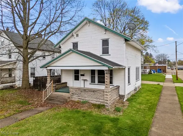 938 Race Street, Dover, OH 44622