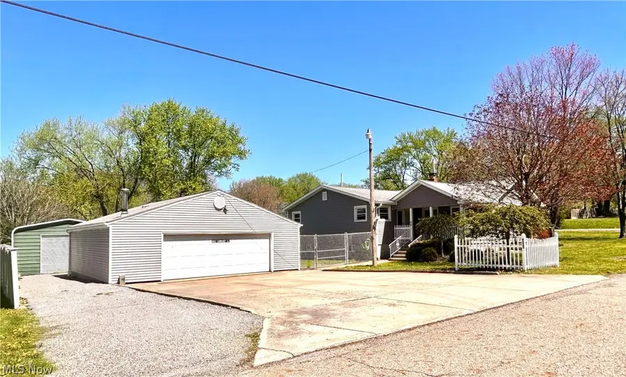 4222 Central Avenue, Austintown, OH 44515 - #3