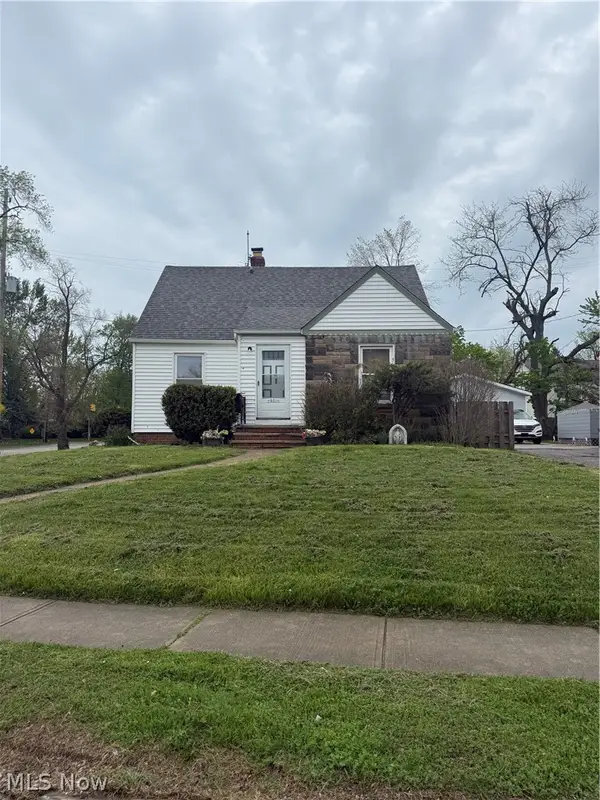 18011 Windward Road, Cleveland, OH 44119
