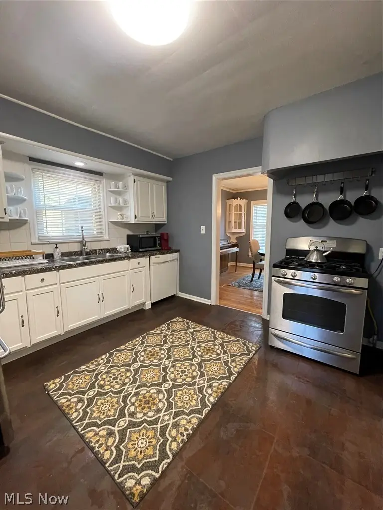 863 Medford Road, Cleveland Heights, OH 44121 - #2