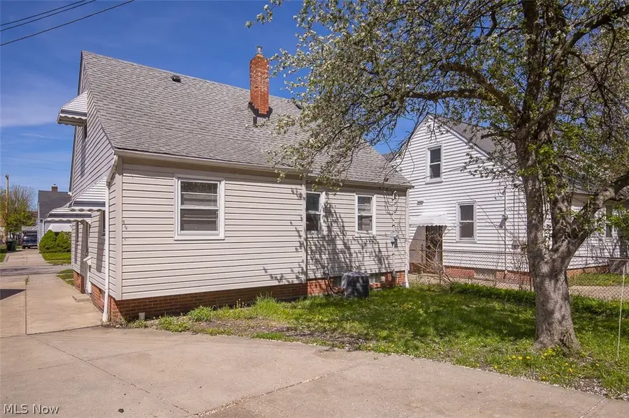 20770 Morris Avenue, Euclid, OH 44123 - #3