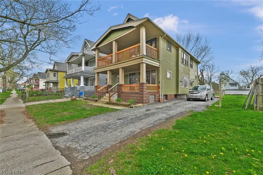 9612 Lamontier Avenue, Cleveland, OH 44104 - #2