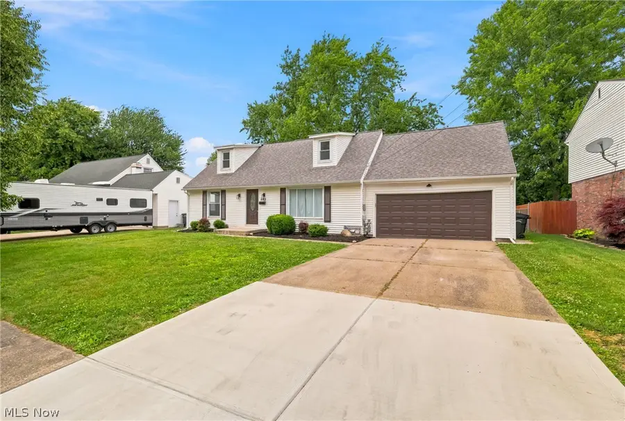 942 Hartford Drive, Elyria, OH 44035 - #2