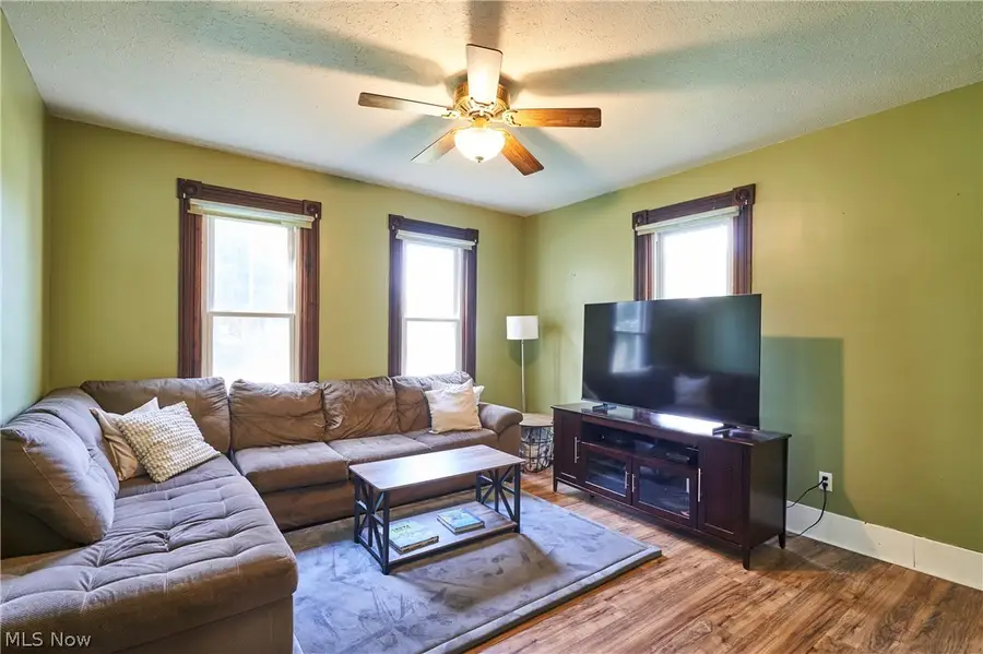 259 Ridgewood Road, Wadsworth, OH 44281 - #2