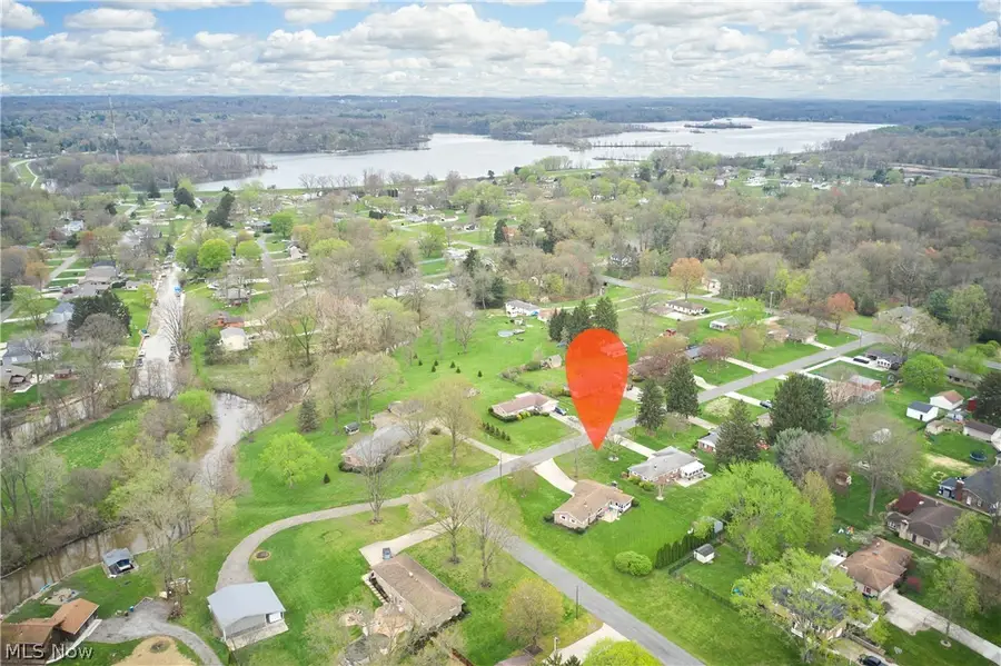 5008 Laddie Drive, New Franklin, OH 44319 - #3