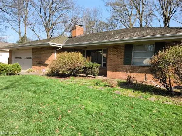 16026 Cleviden Road, East Cleveland, OH 44112